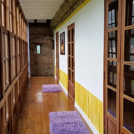 A Casa Do Retratista A Pontenova